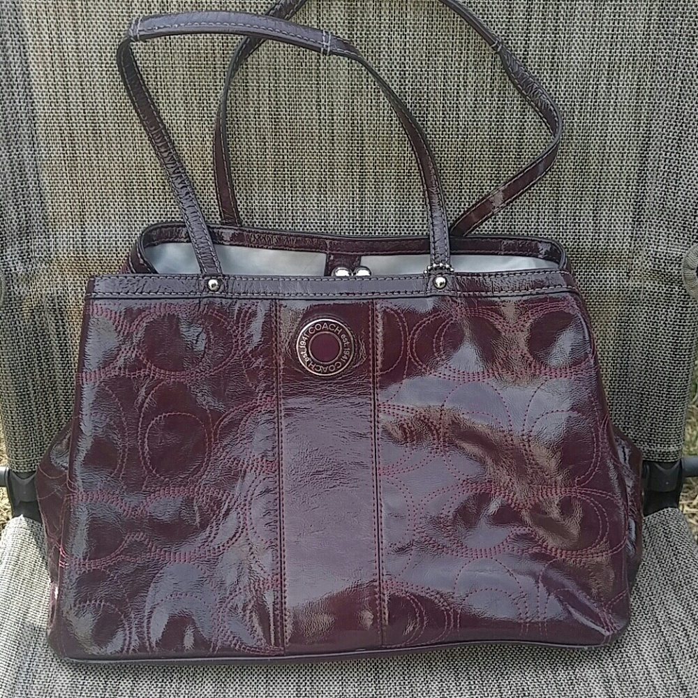 👜Coach purse👛 - Picture 1 of 8